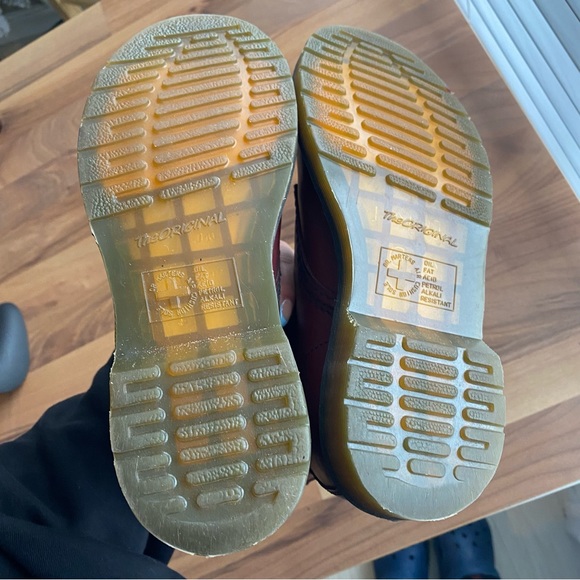 Cherry red Dr Marten boots - Picture 6 of 15